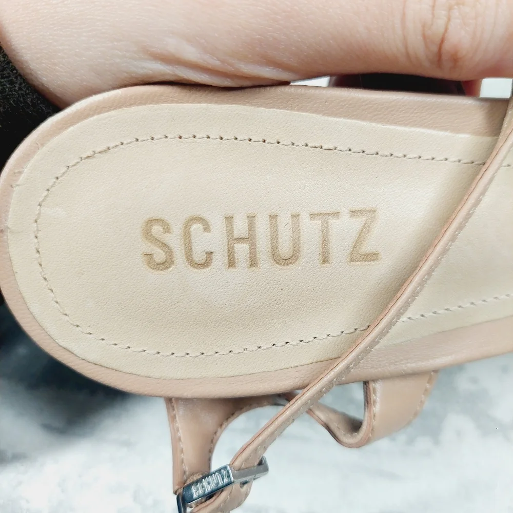 Women’s Chunky Platform Sandals in Nude